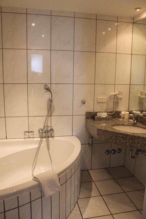 Hotel Stadt-gut-hotel Zum Rathaus Oberhausen (North Rhine-Westphalia)