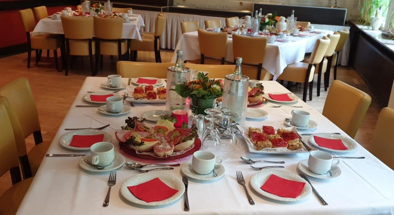 Stadt-gut-hotel Zum Rathaus Hotel